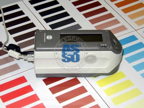 MINOLTA SPECTROPHOTOMETER