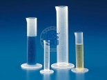 GRADUATED CYLINDERS AND CARAFES